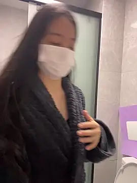 Claire xixi1 online show from March 18, 2025, 1:09 pm