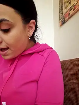 ElyzaIbarra online show from February 25, 2025, 5:30 am