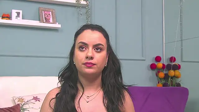 ElyzaIbarra online show from March 1, 2025, 4:11 pm