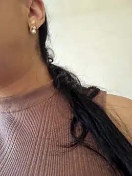 ElyzaIbarra online show from March 2, 2025, 12:43 pm