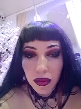 alixxon1 online show from June 19, 2026, 6:34 pm