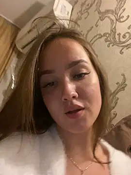 milkyWeyy online show from September 26, 2025, 4:22 pm