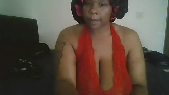 queenthinz online show from March 14, 2026, 4:56 pm