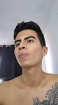 Snapshot of Velk_hot chatting on December 5, 2024, 6:55 pm Velk hot online show from December 5, 2024, 6:55 pm