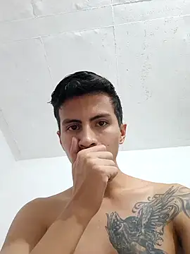 Snapshot of Velk_hot chatting on December 6, 2024, 3:08 am Velk hot online show from December 6, 2024, 3:08 am