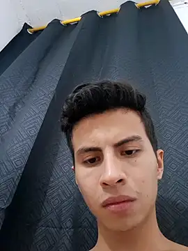 Snapshot of Velk_hot chatting on December 7, 2024, 3:25 am Velk hot online show from December 7, 2024, 3:25 am