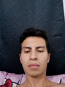 Snapshot of Velk_hot chatting on December 12, 2024, 3:32 am Velk hot online show from December 12, 2024, 3:32 am