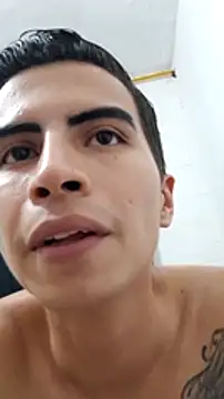 Snapshot of Velk_hot chatting on December 15, 2024, 12:51 am Velk hot online show from December 15, 2024, 12:51 am