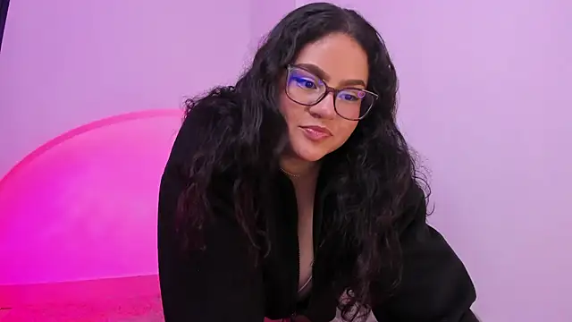 im mei online show from September 18, 2025, 8:44 pm