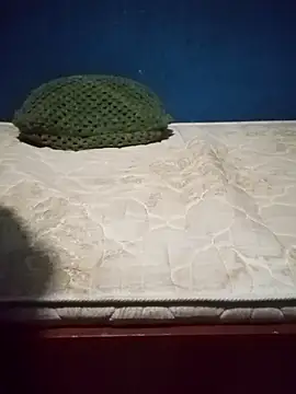 JebadeBahiano online show from April 23, 2026, 11:40 pm