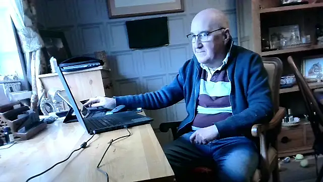 Adamdaddybear online show from January 28, 2025, 12:54 pm