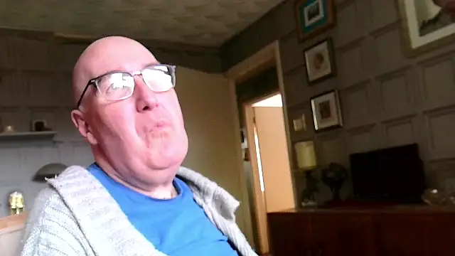 Adamdaddybear online show from March 9, 2025, 1:59 pm