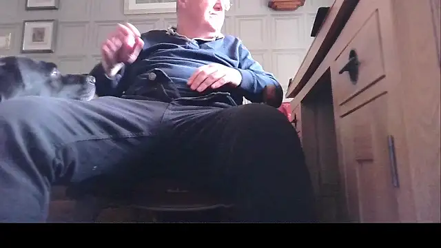 Adamdaddybear online show from March 21, 2025, 2:51 pm