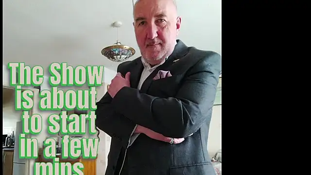 Adamdaddybear online show from February 14, 2026, 8:11 am