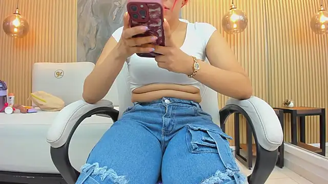 ella harper online show from May 11, 2026, 11:35 pm