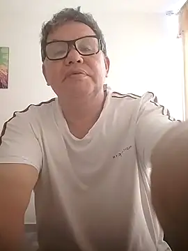 catatunboculion online show from February 19, 2025, 2:01 pm