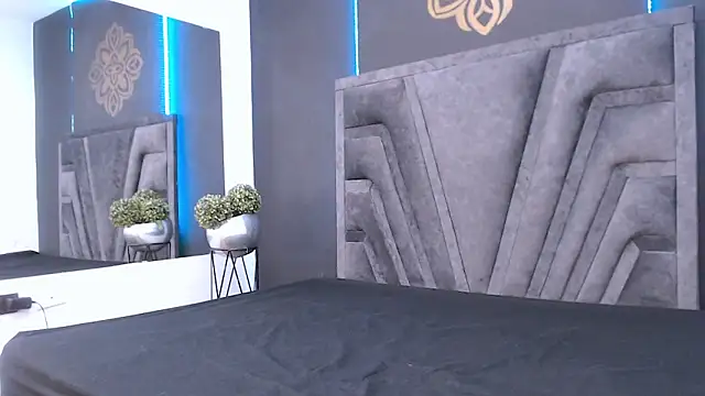 stefany bro online show from February 9, 2025, 11:58 am