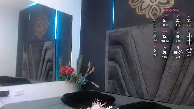 stefany bro online show from October 31, 2025, 12:28 pm