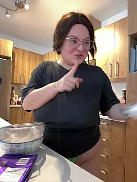 Sweetleeahxx online show from January 23, 2025, 1:13 pm