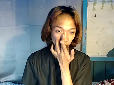 imtwinky online show from September 26, 2025, 3:43 am