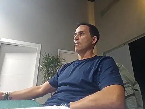 Lucas   81 online show from October 29, 2025, 7:48 pm