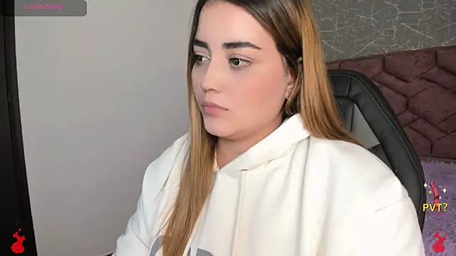 Lucia star   online show from January 14, 2025, 10:55 pm