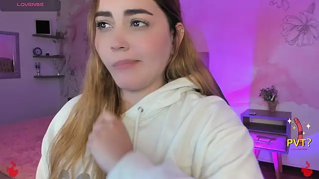 Lucia star   online show from February 12, 2025, 6:08 am