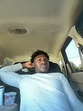 Festivitiesking1 online show from October 8, 2025, 4:37 pm