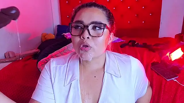 Snapshot of Agatha_humidity chatting on April 23, 2026, 8:02 am Agatha humidity online show from April 23, 2026, 8:02 am
