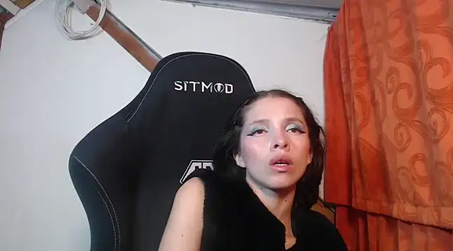 sweetdam12 online show from February 11, 2025, 11:12 pm