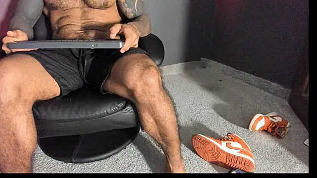 Brock hurn1 online show from September 24, 2025, 12:03 am