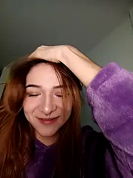 sweetmilk2006 online show from February 3, 2026, 4:54 am