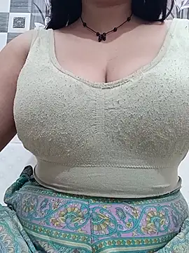 cute-mahek online show from May 29, 2026, 8:51 pm