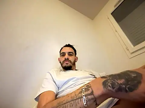 Rebeu313 online show from November 30, 2025, 7:34 am