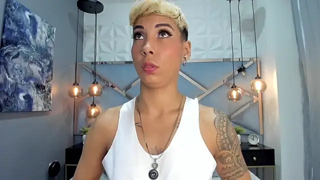 MiaMorgan  online show from January 16, 2025, 12:09 pm