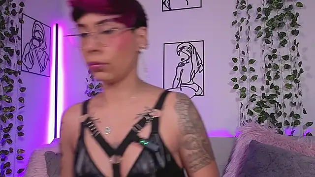 MiaMorgan  online show from March 29, 2026, 3:34 pm