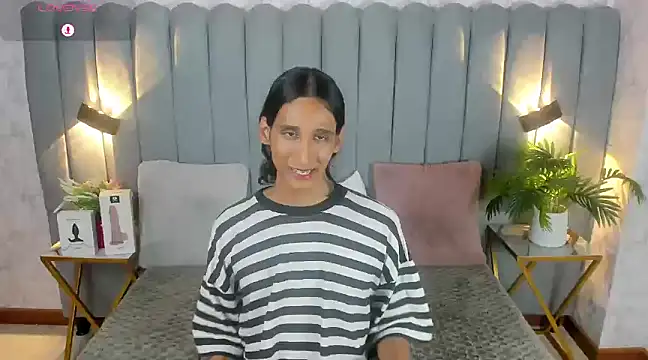 skyyfoxpraga online show from January 11, 2025, 6:54 pm