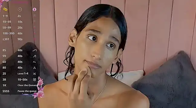 skyyfoxpraga online show from January 23, 2025, 6:03 pm