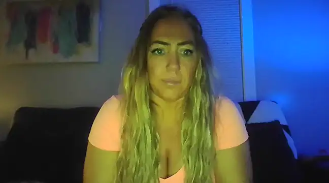 sunshinekisses online show from February 13, 2025, 11:47 pm