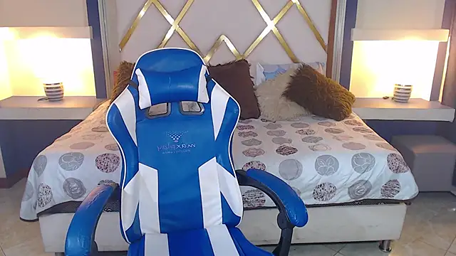 Perla prg online show from March 1, 2025, 4:44 pm