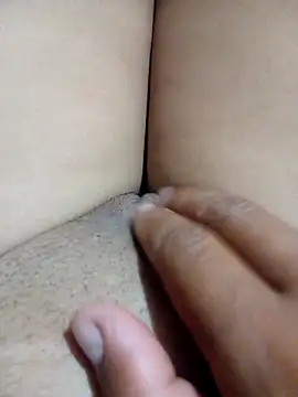 Khaleyssi online show from October 30, 2025, 3:52 am