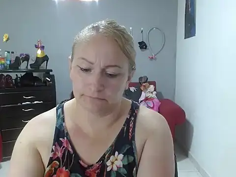 emperabigbootybigass online show from February 12, 2025, 6:51 pm