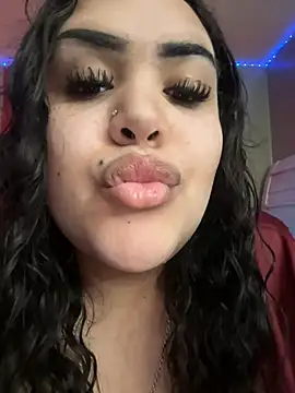 iTrapXXXBACKUP online show from January 12, 2025, 4:40 pm