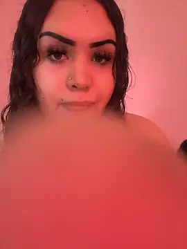 iTrapXXXBACKUP online show from March 22, 2025, 5:41 pm