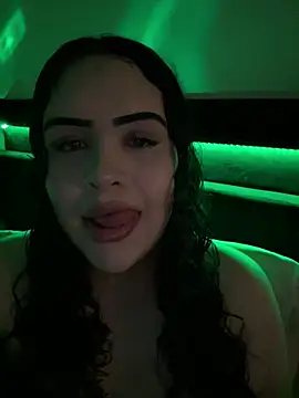 iTrapXXXBACKUP online show from March 12, 2026, 2:07 am