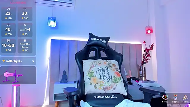 Snapshot of LizSheibaum chatting on March 21, 2025, 2:50 am LizSheibaum online show from March 21, 2025, 2:50 am