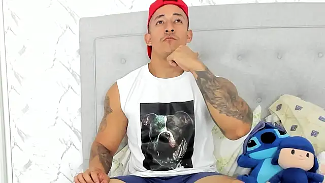 luigiferrara online show from February 21, 2025, 1:55 am