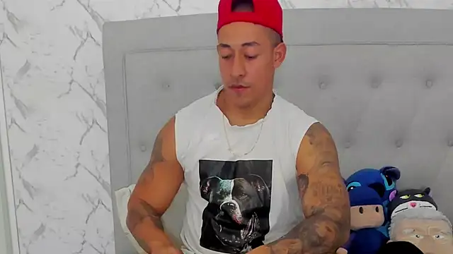 luigiferrara online show from March 13, 2026, 8:48 pm