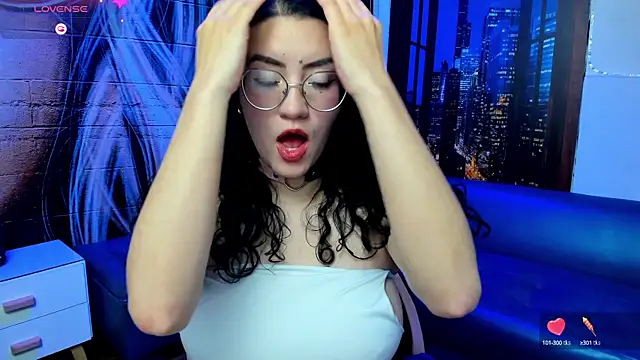 Violetaa diazz online show from January 4, 2025, 12:05 am