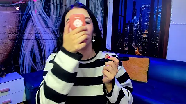 Violetaa diazz online show from February 14, 2025, 9:10 pm